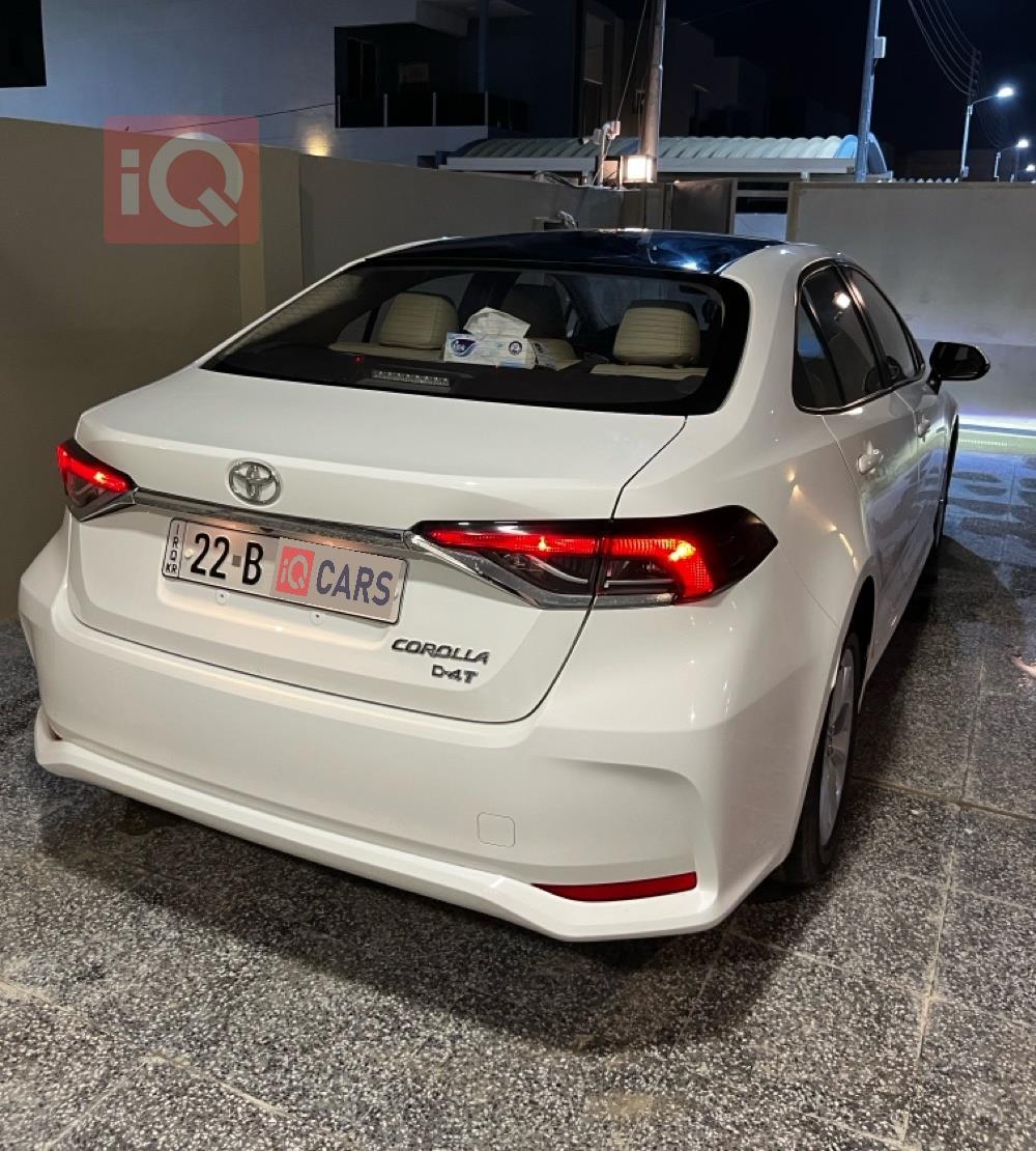 تۆیۆتا کۆرۆلا